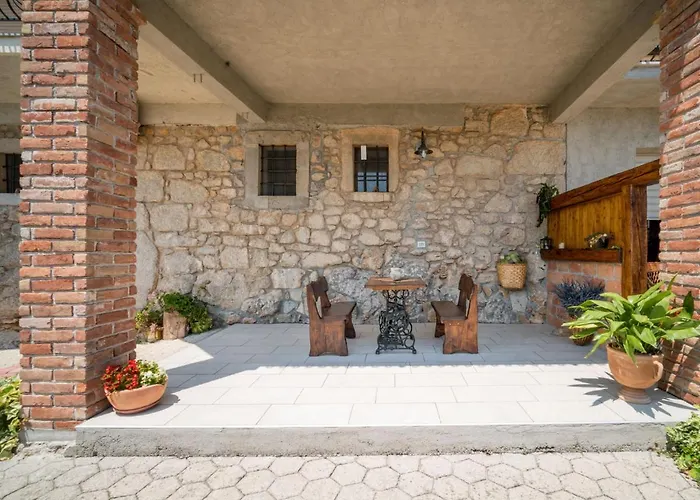 Evici By Interhome *