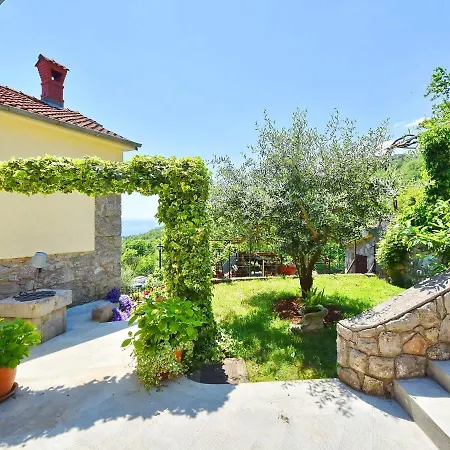 Evici By Interhome Apartamento Opatija